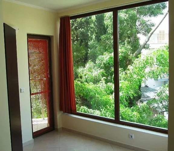 Maverick מלון סאני ביץ'