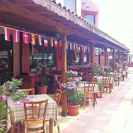 Hotel Maverick Sunny Beach