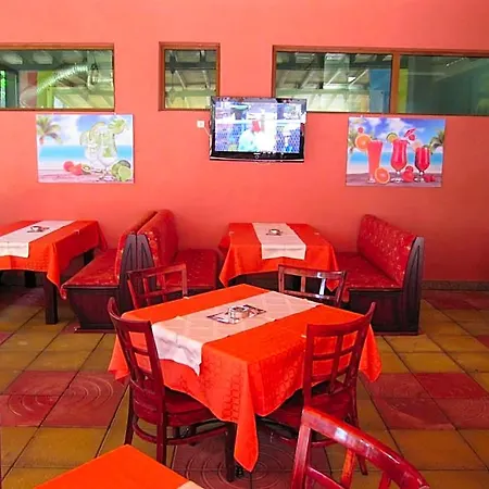 Hotel Maverick 3*