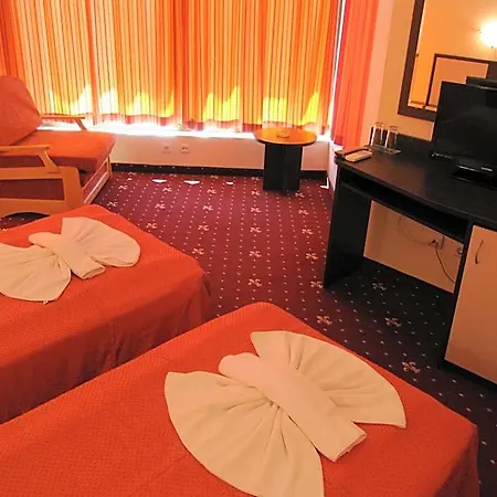 Maverick Hotel