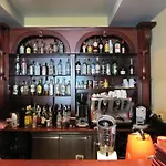 Maverick Отель 3*